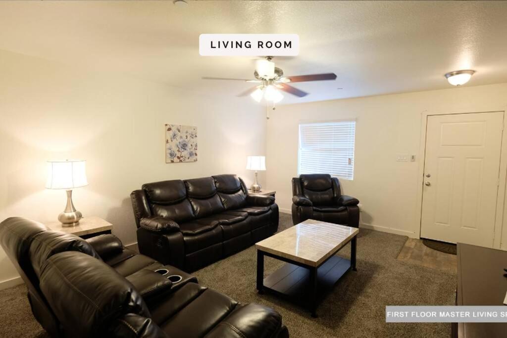 Вилла 3 Story, 3 Bdrm, 4 Beds, 2 Bath, North Houston, Iah - 10B Экстерьер фото